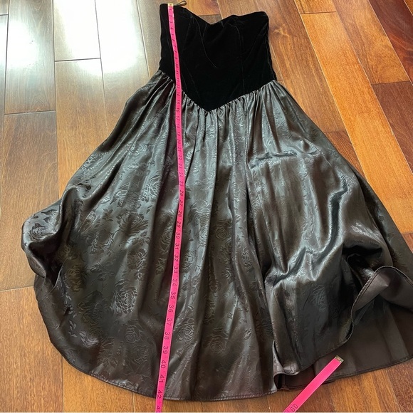 Gunne Sax by Jessica McClintock Vintage Black Velvet Strapless Dress Floral M - Picture 16 of 16